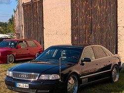 Blau Gebraucht 1998 Audi A8 Limousine | 7.500 €