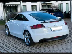 Weiß Gebraucht 2007 Audi TT Coupé | 9.699 € (Guter Preis)
