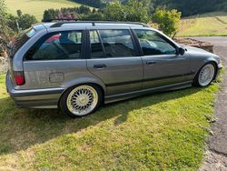 Grau Gebraucht 1995 BMW 328 M Sport Kombi | 12.999 €
