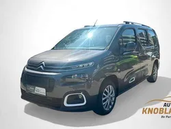 Grau Gebraucht 2019 Citroën Berlingo Feel Van / Kleinbus | 22.400 € (Etwas zu teuer)