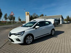 Weiß Gebraucht 2022 Renault Clio V Business Kleinwagen | 13.985 € (Guter Preis)