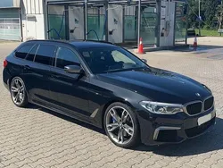 Schwarz Gebraucht 2019 BMW M550 Limousine | 32.400 € (Guter Preis)