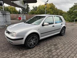 Silber Gebraucht 1999 VW Golf IV Limousine | 1.650 € (Fairer Preis)