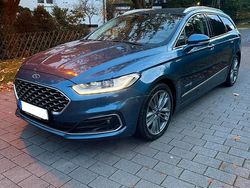 Blau Gebraucht 2019 Ford Mondeo Vignale Kombi | 13.500 € (Fairer Preis)
