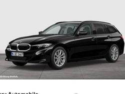 Schwarz Gebraucht 2022 BMW 320 Sport Line Kombi | 27.990 € (Guter Preis)