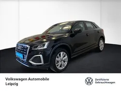 Brillantschwarz Gebraucht 2024 Audi Q2 Advanced Plus SUV | 27.990 € (Fairer Preis)
