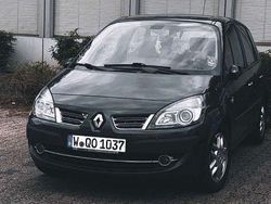 Schwarz Gebraucht 2008 Renault Scénic II Exception Van / Kleinbus | 1.499 € (Fairer Preis)