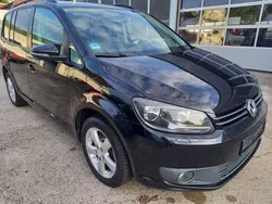 Schwarz Gebraucht 2012 VW Touran Comfortline Van / Kleinbus | 6.900 € (Guter Preis)
