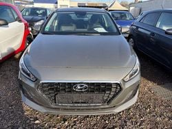 Grau Gebraucht 2019 Hyundai i30 Select Limousine | 12.790 € (Guter Preis)