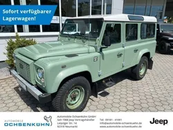 Grün Gebraucht 2015 Land Rover Defender Heritage SUV | 64.890 € (Etwas zu teuer)