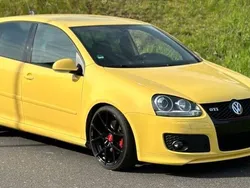 Gelb Gebraucht 2008 VW Golf V Edition Limousine | 11.500 €