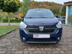 Blau Gebraucht 2017 Dacia Lodgy Ambiance Van / Kleinbus | 4.980 € (Superpreis)