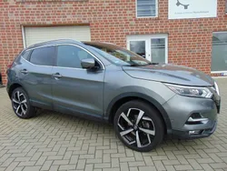 Grau Gebraucht 2019 Nissan Qashqai Tekna SUV | 17.998 € (Fairer Preis)