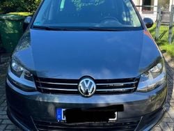 Grau Gebraucht 2017 VW Sharan Sound Van / Kleinbus | 20.000 € (Superpreis)