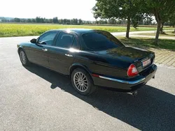 Jaguar XJ8