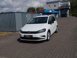 Weiß Gebraucht 2019 VW Golf Sportsvan Van / Kleinbus | 7.699 € (Superpreis)