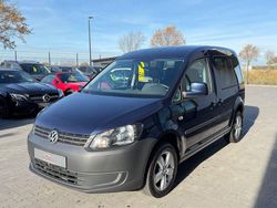 Blau Gebraucht 2013 VW Caddy Van / Kleinbus | 9.450 € (Etwas zu teuer)