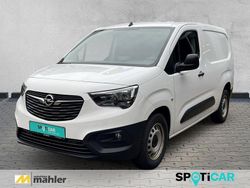 Weiss Gebraucht 2021 Opel Combo Selection Van / Kleinbus | 16.990 € (Teuer)