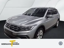 Silber Gebraucht 2024 VW Tiguan Allspace Life SUV | 31.870 € (Superpreis)