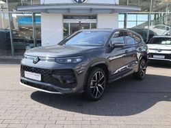 Grau (delfingrau metallic) Neu 2025 VW Tayron R-line SUV | 68.791 €