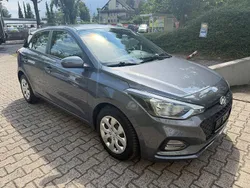 Grau Gebraucht 2018 Hyundai i20 Pure Kleinwagen | 8.500 € (Guter Preis)