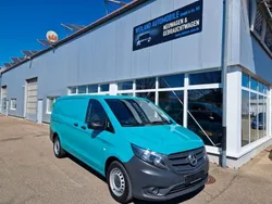 Grün Gebraucht 2021 Mercedes Vito Van / Kleinbus | 21.890 € (Superpreis)