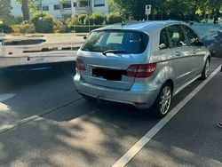 Blau Gebraucht 2010 Mercedes B200 Van / Kleinbus | 4.000 € (Superpreis)