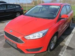 Rot Gebraucht 2015 Ford Focus Trend Kombi | 7.990 € (Superpreis)