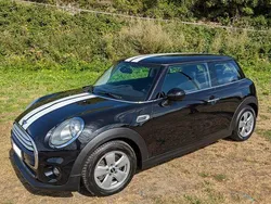 Schwarz Gebraucht 2015 Mini Cooper Kleinwagen | 12.600 € (Fairer Preis)