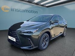 Grün Neu 2025 Lexus NX350h SUV | 51.299 € (Fairer Preis)