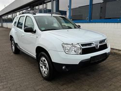 Weiß Gebraucht 2011 Dacia Duster Lauréate SUV | 4.550 € (Guter Preis)