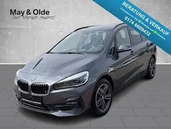 Grau Gebraucht 2019 BMW 218 Gran Tourer Sport Line Van / Kleinbus | 16.990 € (Fairer Preis)