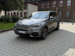 Grau Gebraucht 2017 BMW X5 M50 M Sport SUV | 45.000 €