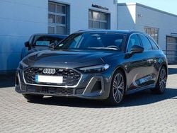 Grau Gebraucht 2024 Audi A5 S-line plus Coupé | 53.900 € (Guter Preis)