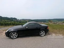Schwarz Gebraucht 2003 Mercedes SLK320 Cabrio | 8.500 €