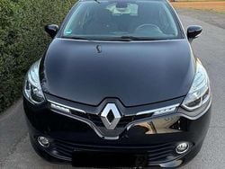 Schwarz Gebraucht 2016 Renault Clio IV LIMITED Limousine | 8.500 € (Fairer Preis)