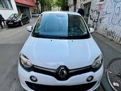 Weiß Gebraucht 2017 Renault Twingo Kleinwagen | 4.499 € (Fairer Preis)