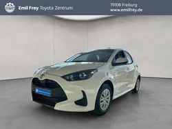 Schneeweiß Neu 2025 Toyota Yaris Hybrid Business Edition Limousine | 21.490 € (Guter Preis)