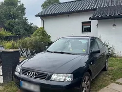Schwarz Gebraucht 2000 Audi A3 Kleinwagen | 3.000 € (Etwas zu teuer)