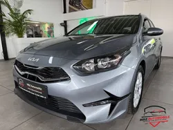 Grau Gebraucht 2023 Kia Ceed Sportswagon Kombi | 19.390 € (Superpreis)