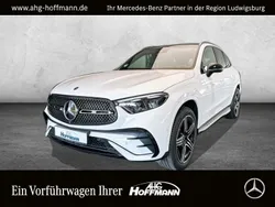 Weiß Gebraucht 2024 Mercedes GLC300e Night SUV | 63.910 € (Etwas zu teuer)