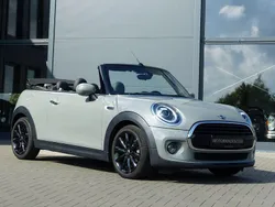 Grau Gebraucht 2019 Mini Cooper Cabriolet Cabrio | 19.300 € (Guter Preis)