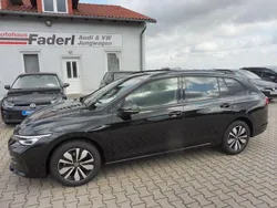 Schwarz Gebraucht 2024 VW Golf VIII Goal Kombi | 25.480 €