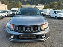 Grau Gebraucht 2017 Mitsubishi L200 Basis Abholung | 14.900 € (Etwas zu teuer)