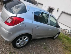 Silber Gebraucht 2007 Opel Corsa Kleinwagen | 2.800 € (Fairer Preis)