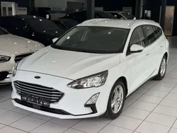 Weiß Gebraucht 2020 Ford Focus Cool & Connect Kombi | 17.490 € (Guter Preis)