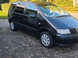 Schwarz Gebraucht 2006 Seat Alhambra Van / Kleinbus | 4.600 € (Etwas zu teuer)
