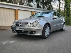 Gold Gebraucht 2007 Mercedes C180 Kleinwagen | 4.925 € (Fairer Preis)