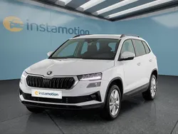 Weiß Gebraucht 2024 Skoda Karoq SUV | 29.699 € (Guter Preis)