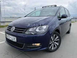 Atlantik blue metallic Gebraucht 2020 VW Sharan Highline Van / Kleinbus | 25.990 € (Etwas zu teuer)